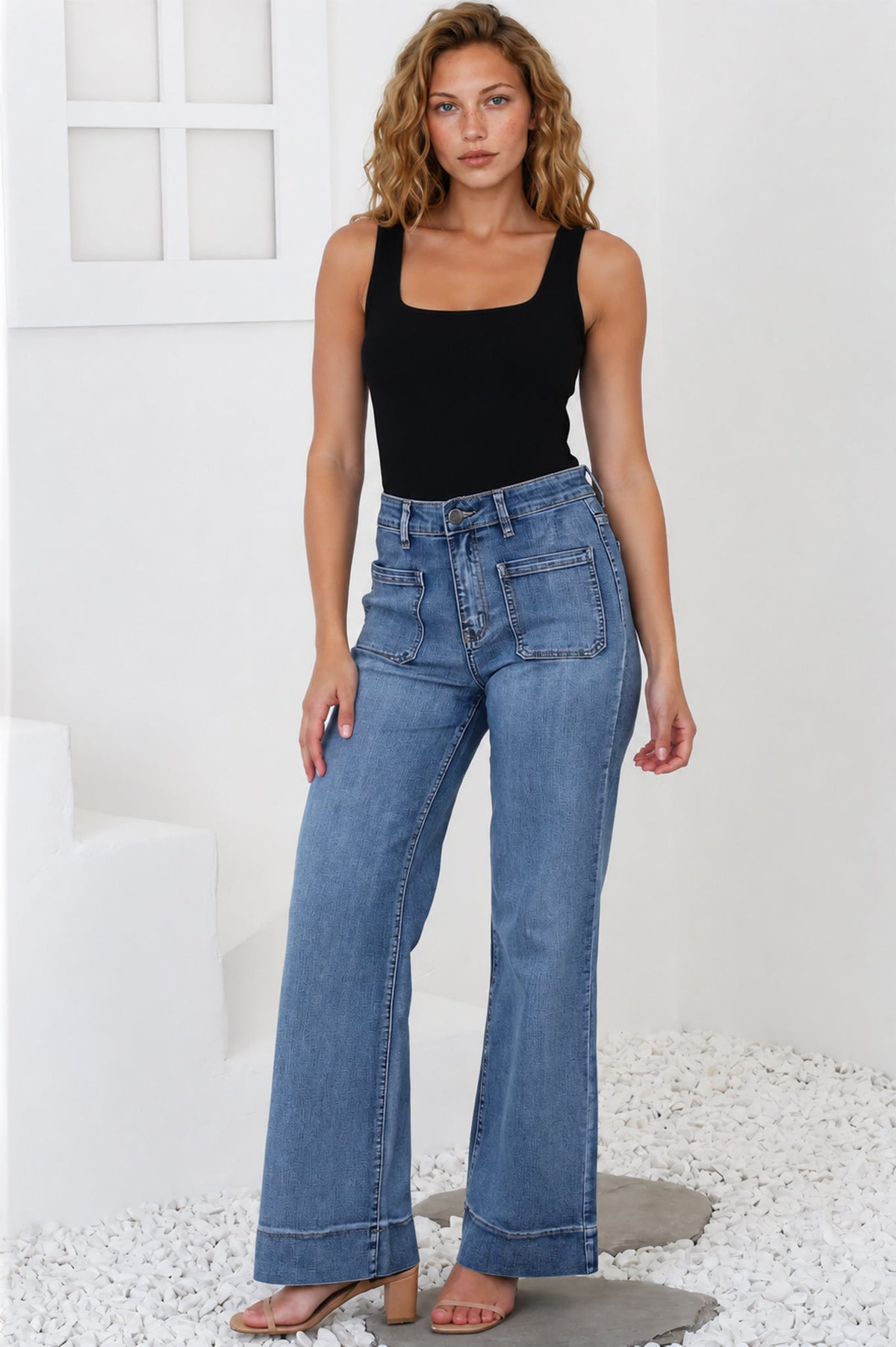 Cindy Wide Leg Jeans in Mid Denim Wash