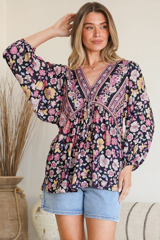 Joelle Top - V Neck High-Low Top in Anissa Print Black