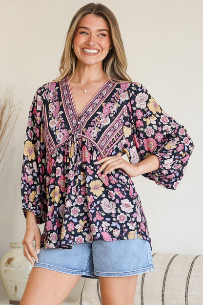 Joelle Top - V Neck High-Low Top in Anissa Print Black
