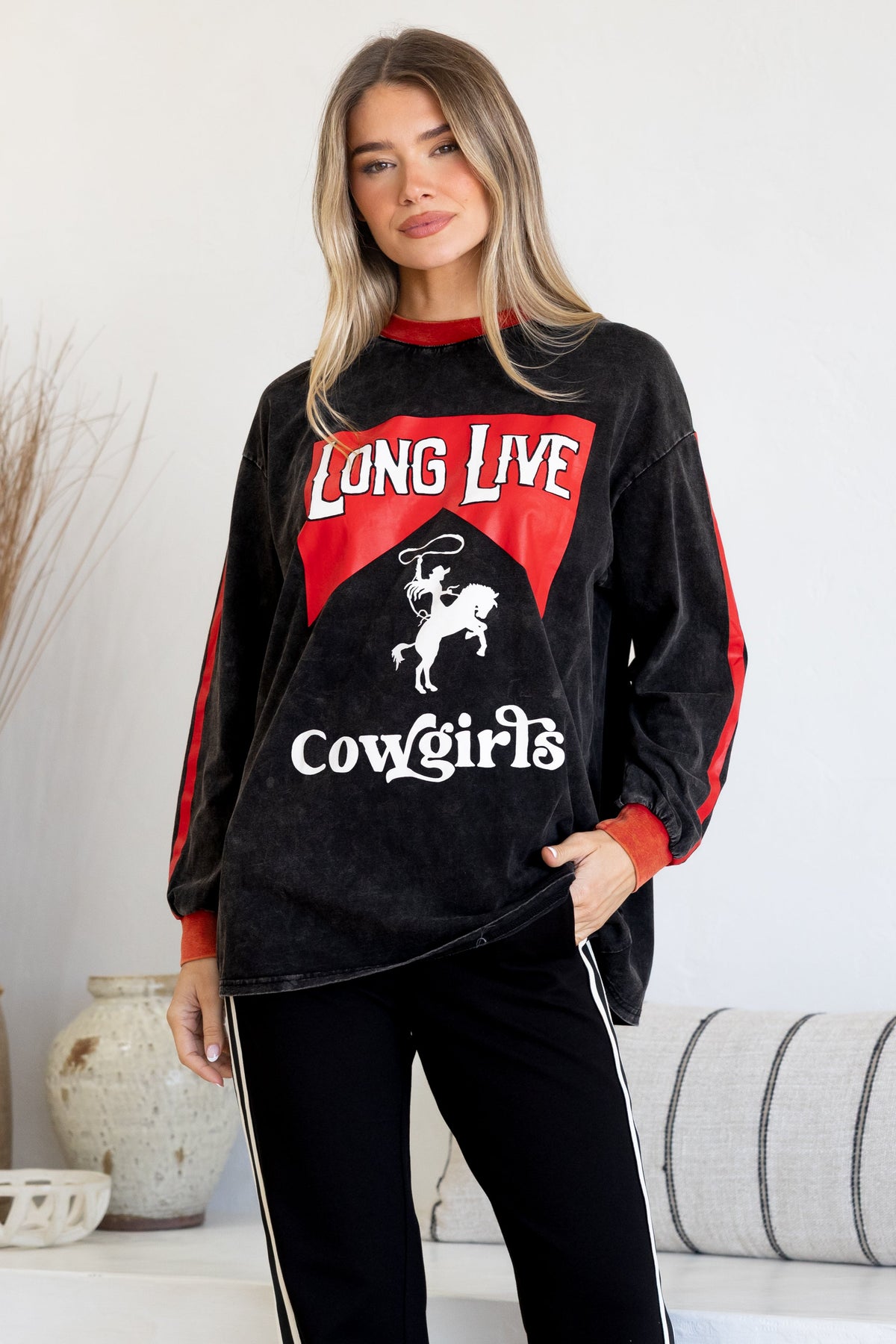 Long Live Cowgirls Long Sleeve Tee - Crew Neck Contrast Stripe Graphic T-Shirt in Black