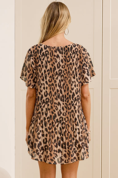Navelli Blouse - Round Neck Plisse High Low Top with Flutter Sleeves in Leopard Print