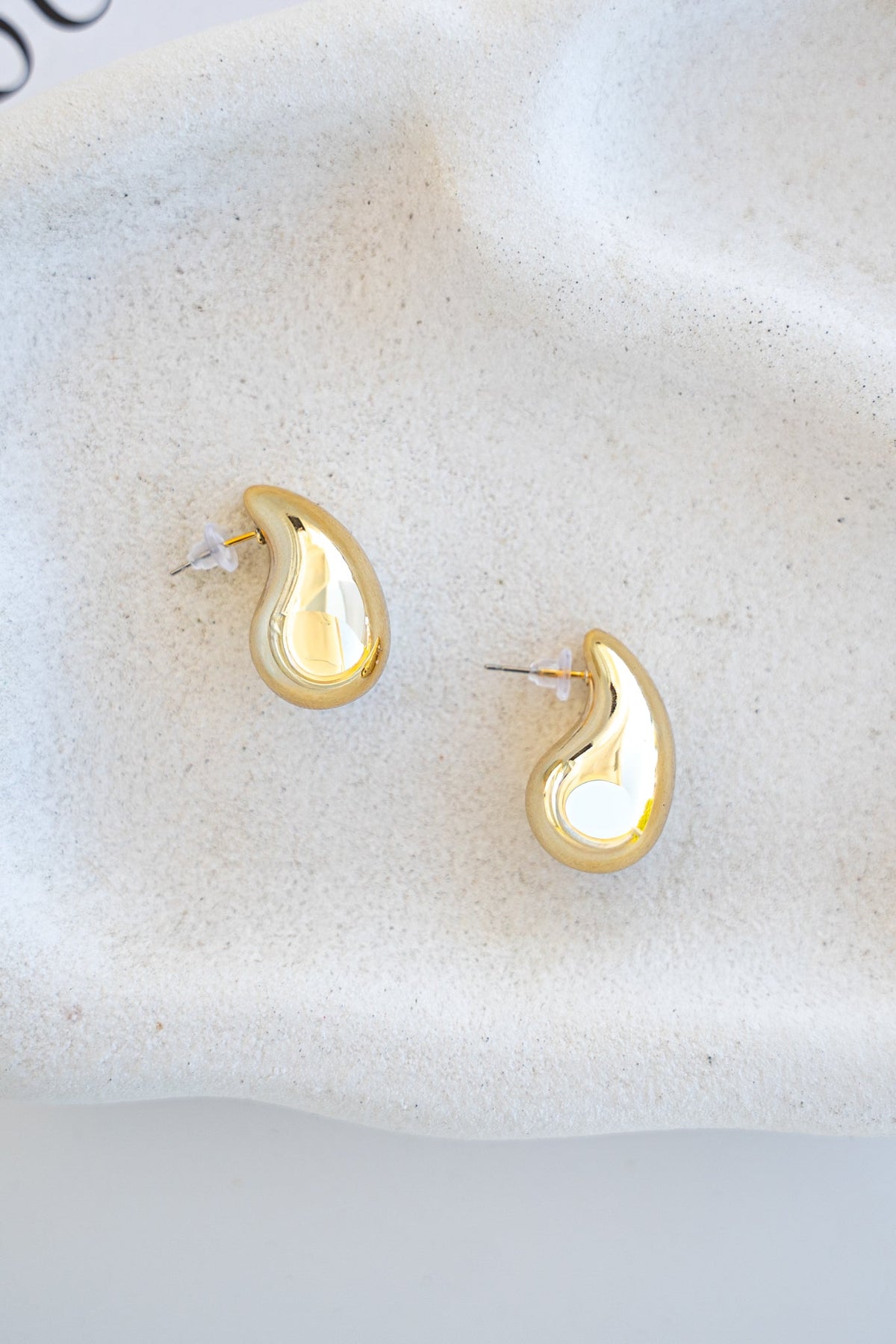 Zelie Earrings - Gold